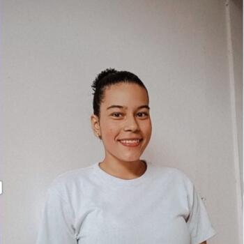 Babysitter in Neiva: Laura