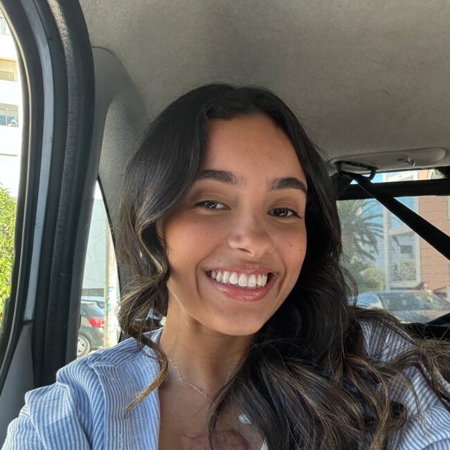 Babysitter em Portimão: Júlia