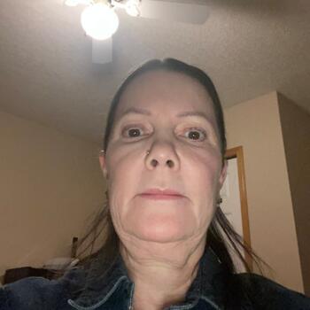 Babysitter Calgary: Andrea