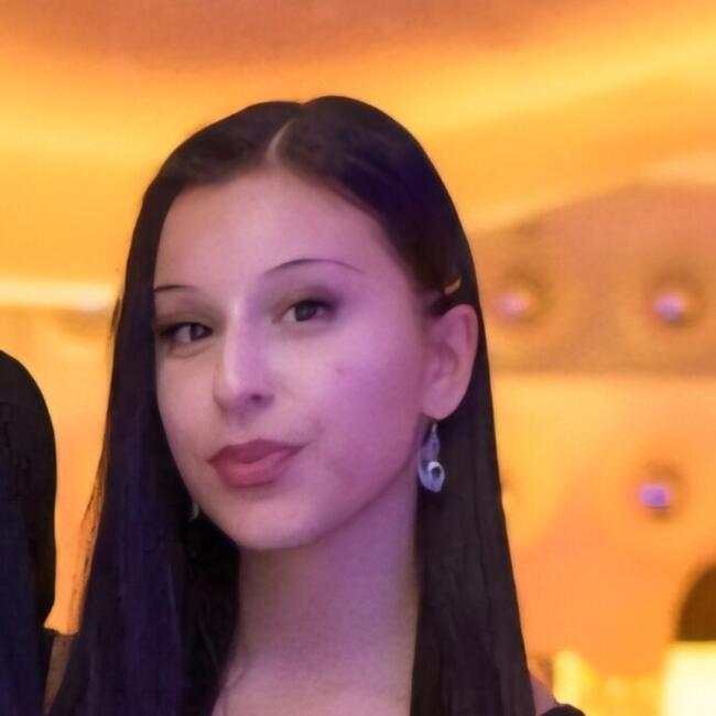 Babysitter in Vedano al Lambro: Valentina