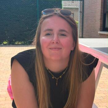 Babysitter in Beveren: Emilie