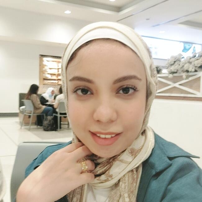 Babysitting job in Cairo: Marwa