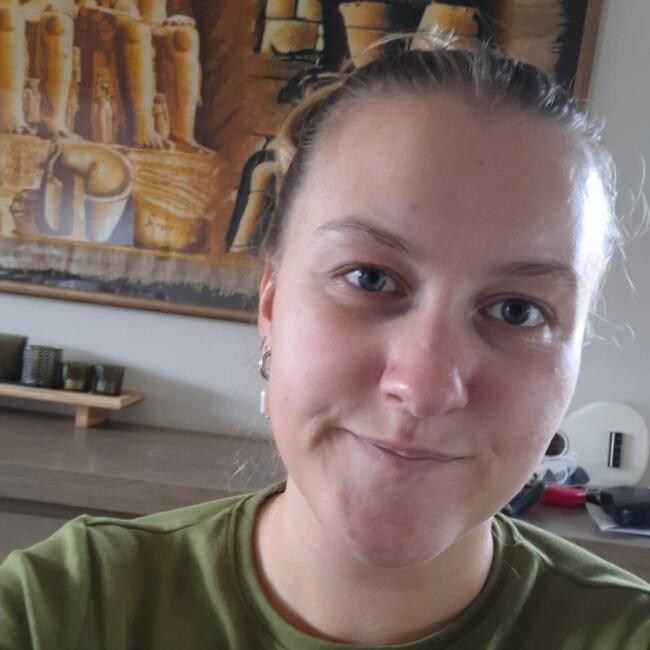 Babysitter in Grimbergen: Roos