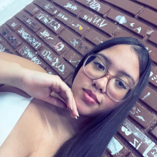 Babá em Vespasiano: Maria