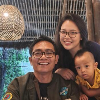 Lowongan pekerjaan babysitting di Kota Bandung: Francis