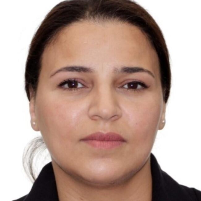 Baby-sitter in Québec: Samia