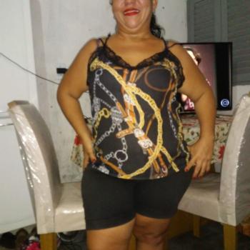 Babysitter in Santa Rita: Tatiane