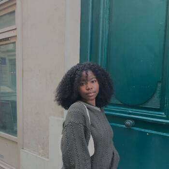 Baby-sitter in Saint-Cyr-l'École: Ndeye