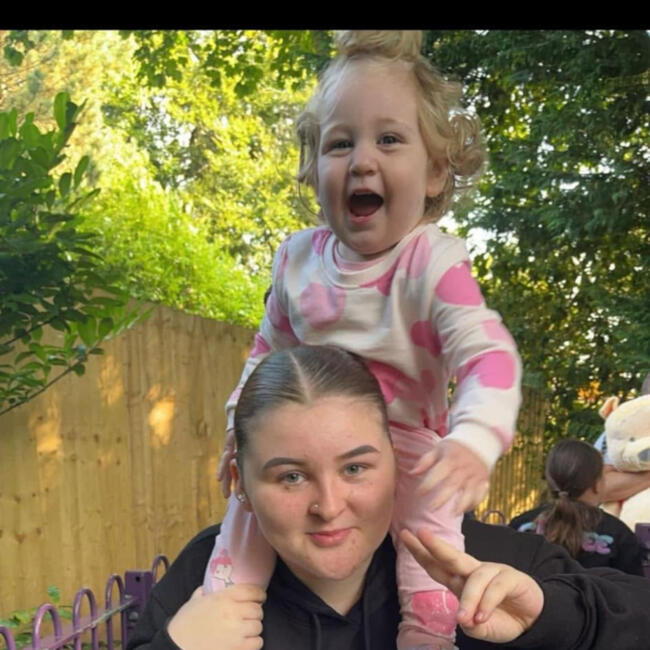 Babysitter in Stoke-on-Trent: Holly