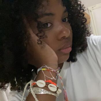 Babysitter in Colombes: Mariam