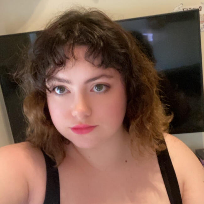 Babysitter in Gateshead: Olivia