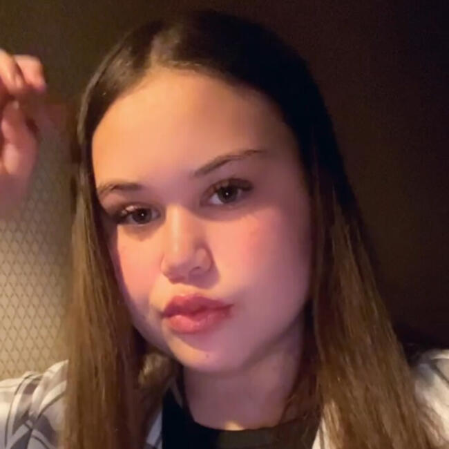 Babysitter in Papamoa: Hineata