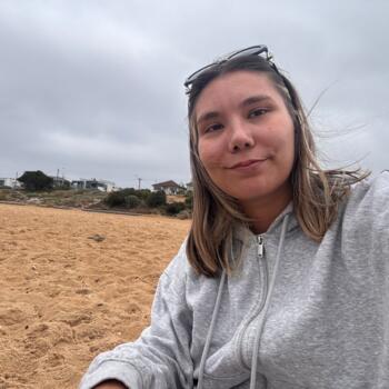 Babysitter Mackay: Claudia Huerta