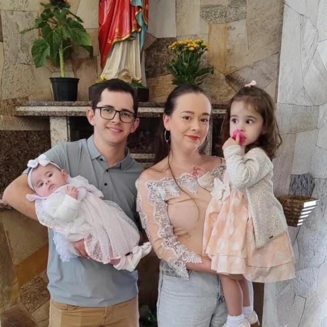 Emprego de babá em Blumenau: Emily