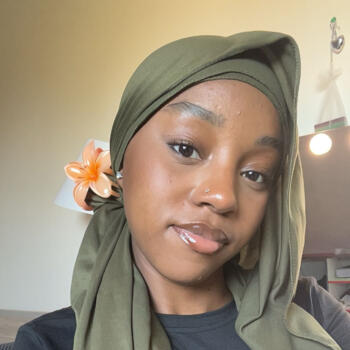 Babysitter in Aulnay-sous-Bois: Ayana