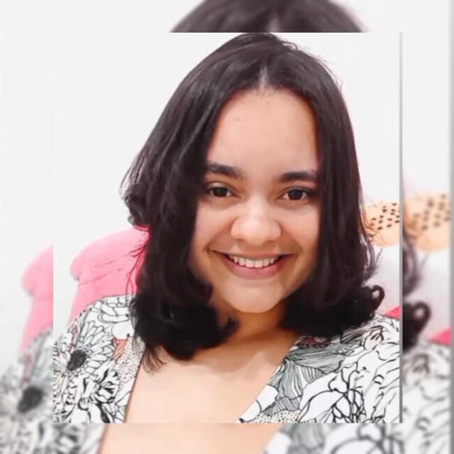 Babysitter in Salvador: Micaelle oi