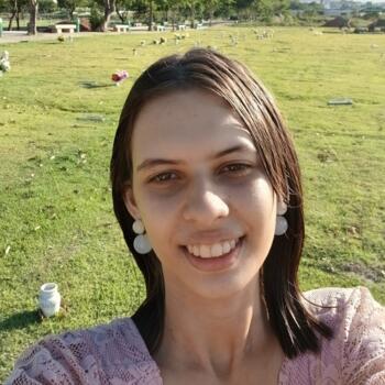 Babysitter in Fortaleza: Daniele
