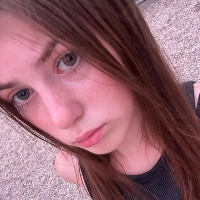 Baby-sitter in Winnipeg: Evelina