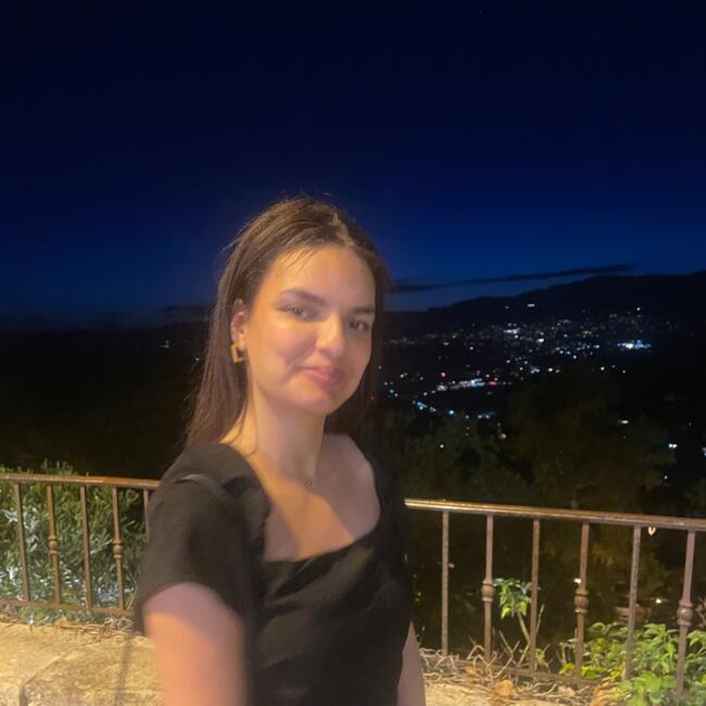 Babysitter in Le Cannet: Imane