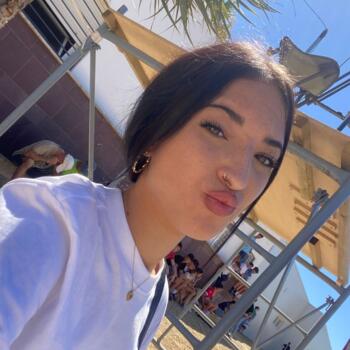Babysitter in Trigueros: Paula Vallejo