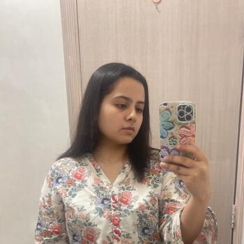 Babysitter in Mississauga: Hifza