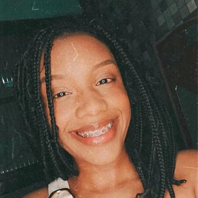 Babysitter in Araruama: Lorrany