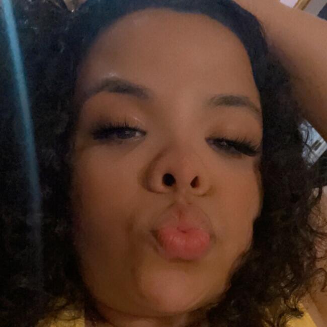 Babysitter in Brooklyn: Alys