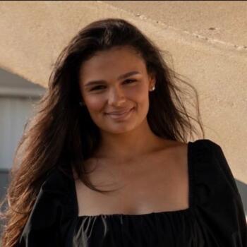 Babysitter in Le Havre: Léa