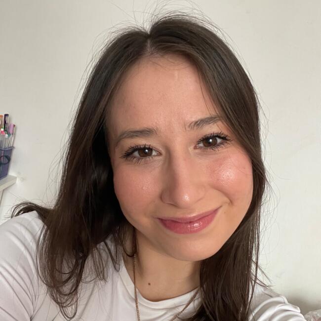 Babysitter in Gödöllő: Lili