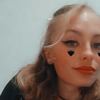 Baby-sitter in Barentin: Tamara