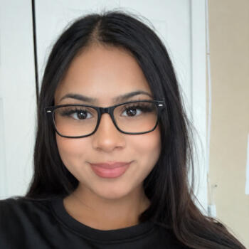 Babysitter in Colorado Springs: Simran