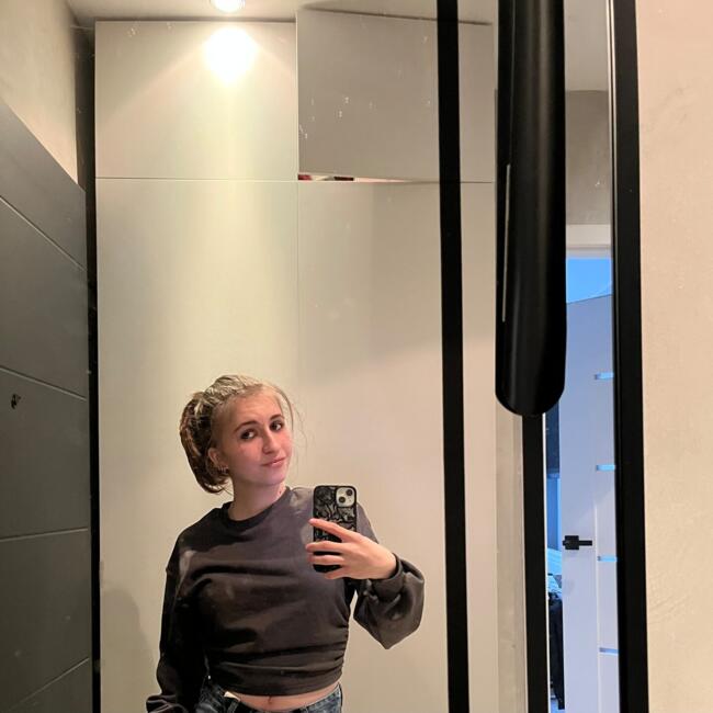 Babysitter in Wojkowice: Maja