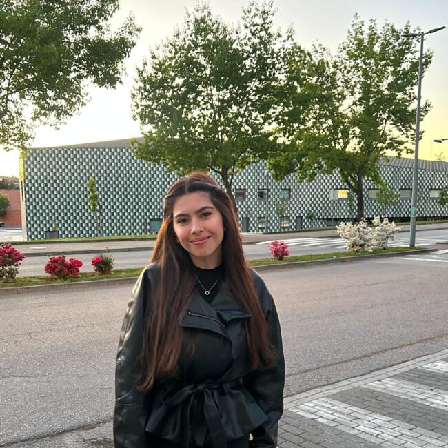 Babysitter in Mirandela: Giulia