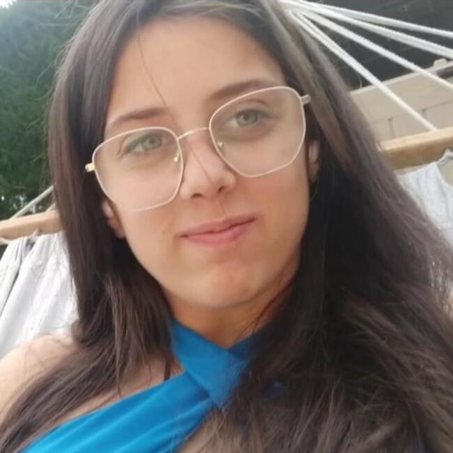Canguro en Mejorada del Campo: Carla