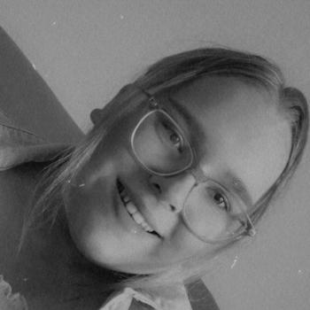 Babysitter in Stoke-on-Trent: Chloe