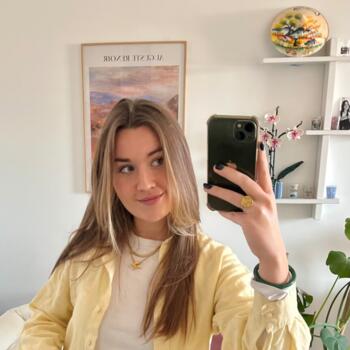 Babysitter Sainte-Colombe: Andréa