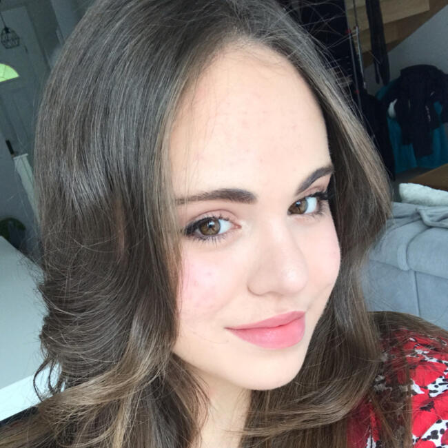 Babysitter in Meylan: Jade