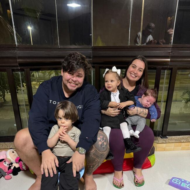 Emprego de babá em Rio de Janeiro: Thamiris