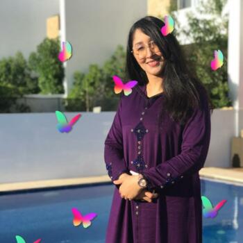 Babysitter Temara: خديجة