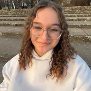 Babysitter Berlin: Nicoleta