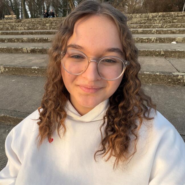 Babysitter in Berlin: Nicoleta