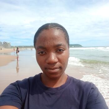Babysitter in Durban: Lydia