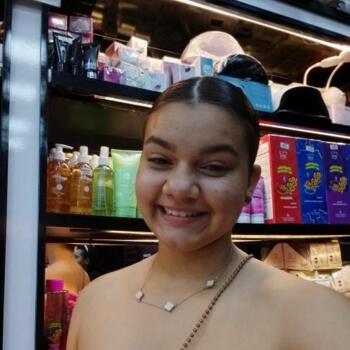 Babá Paraíso do Tocantins: Nayara