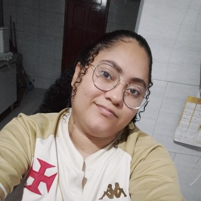 Babysitter in Arraial do Cabo: Laura