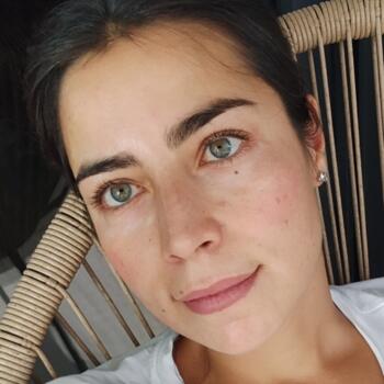 Babysitter in Pamplona: Estefanía