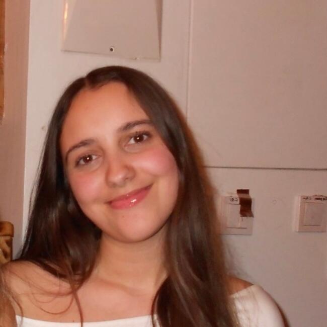 Babysitter em Setúbal: Joana