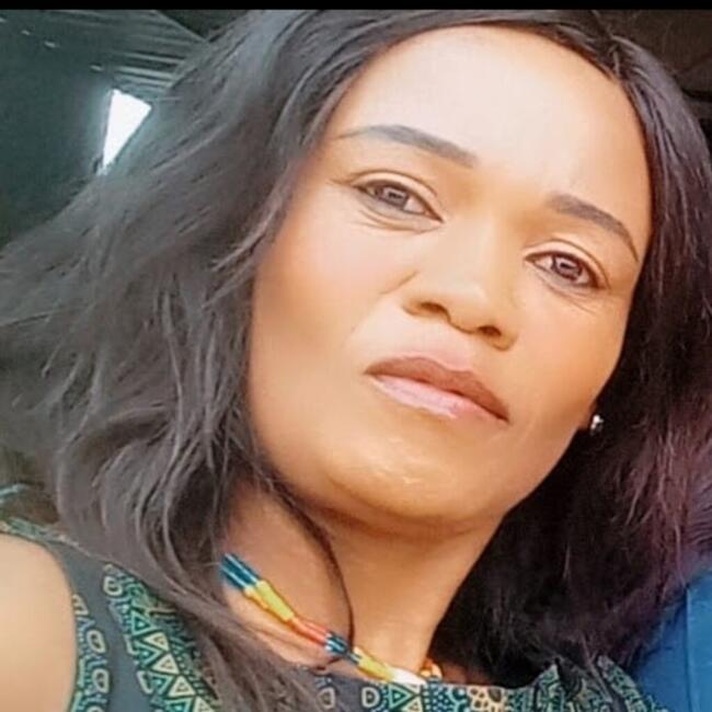 Babysitter in Benoni: Girly