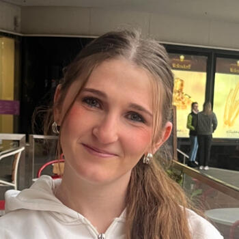 Babysitter in Essen: Jasmina
