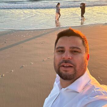 Emprego de babá em Florianópolis: emprego de babá Pablo Nikisson