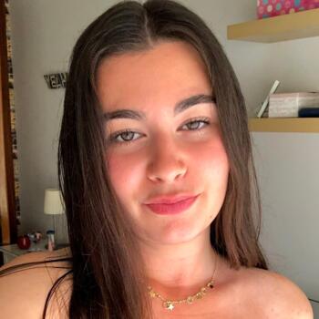 Babysitter in Valadares: Inês